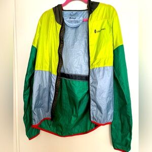 Women’s wind breaker